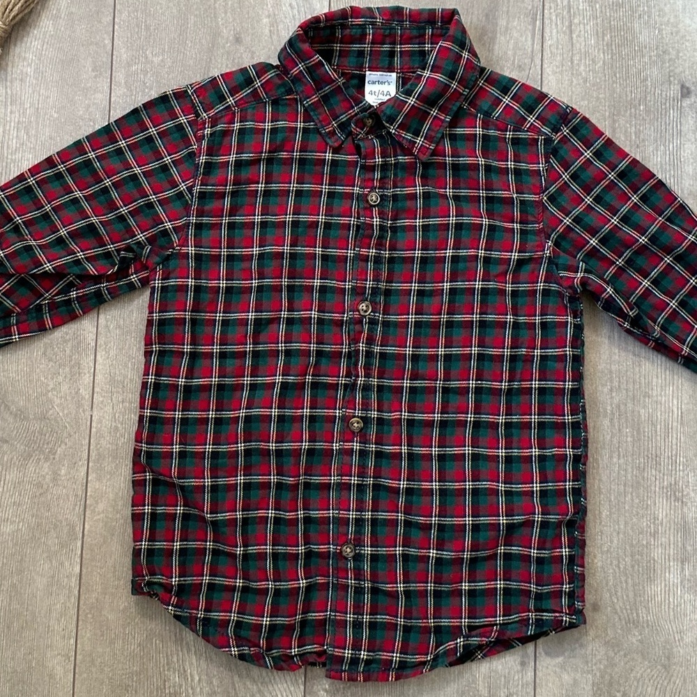 Carter’s 4T Toddler boy’s Plaid button down collared Shirt - Red and Green